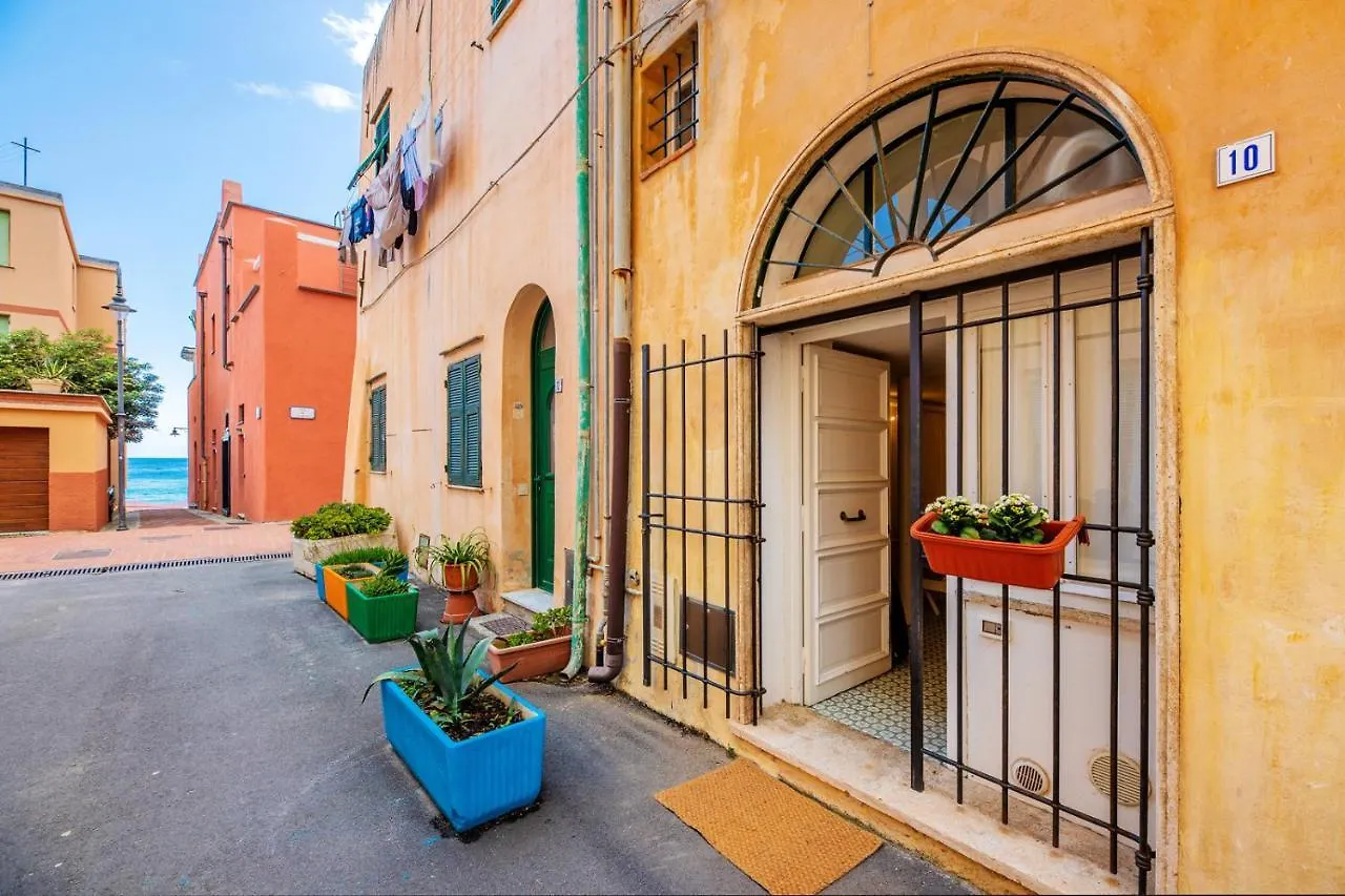 Casa vacanze Villa Le Casasse Vico Mendaro 10 Varigotti